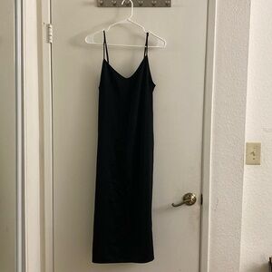 Uniqlo Black Slip Maxi Dress with Pockets | Black | S （Fits S-M)